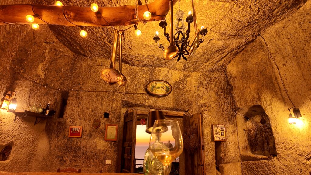 La cantina scavata nel tufo verde